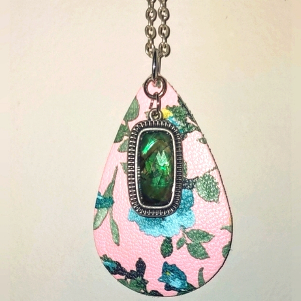 Retro Rectangle Resin Layered on Leather Pendant